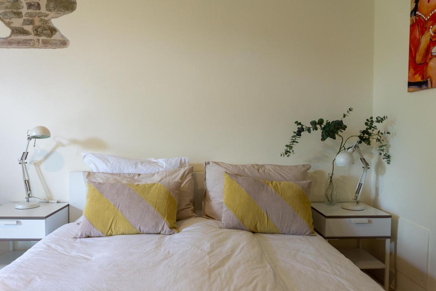 Rosa Nel Pozzo Apartments And B&B San Pietro  المظهر الخارجي الصورة