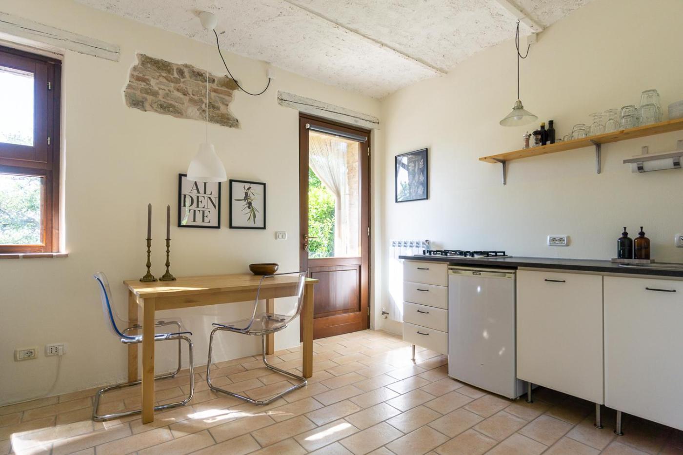 Rosa Nel Pozzo Apartments And B&B San Pietro  المظهر الخارجي الصورة