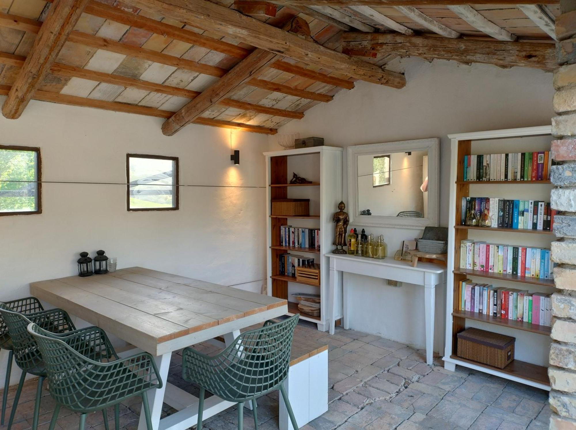 Rosa Nel Pozzo Apartments And B&B San Pietro  المظهر الخارجي الصورة